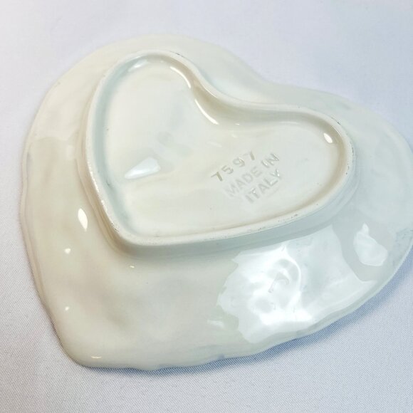 Italian Pottery Vintage Heart Plate Embossed Angel Cherubs *Your Choice* - Picture 5 of 9